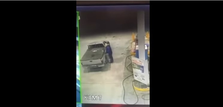 Βίντεο ντοκουμέντο από τη στιγμή της καταδίωξης του 16χρονου στη Θεσσαλονίκη – Τα ερωτήματα για τη στάση των αστυνομικών