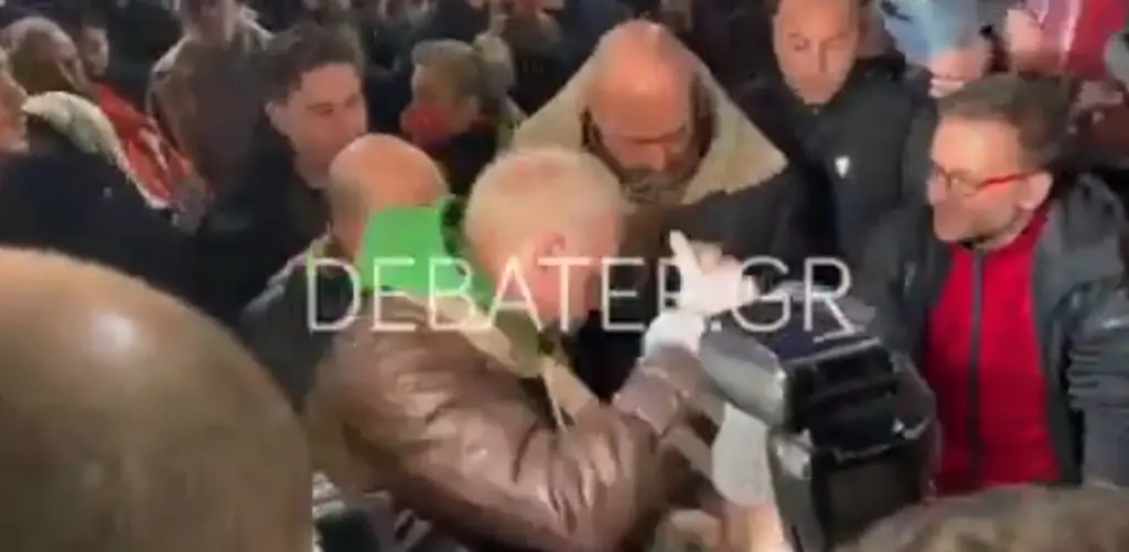 Η κοινωνική κουζίνα “ο Άλλος άνθρωπος” συμπλήρωσε 12 χρόνια  και έκανε το μεγαλύτερο μαγείρεμα ανθρωπιάς με τον Γιώργο Μαζώνακη (vids)
