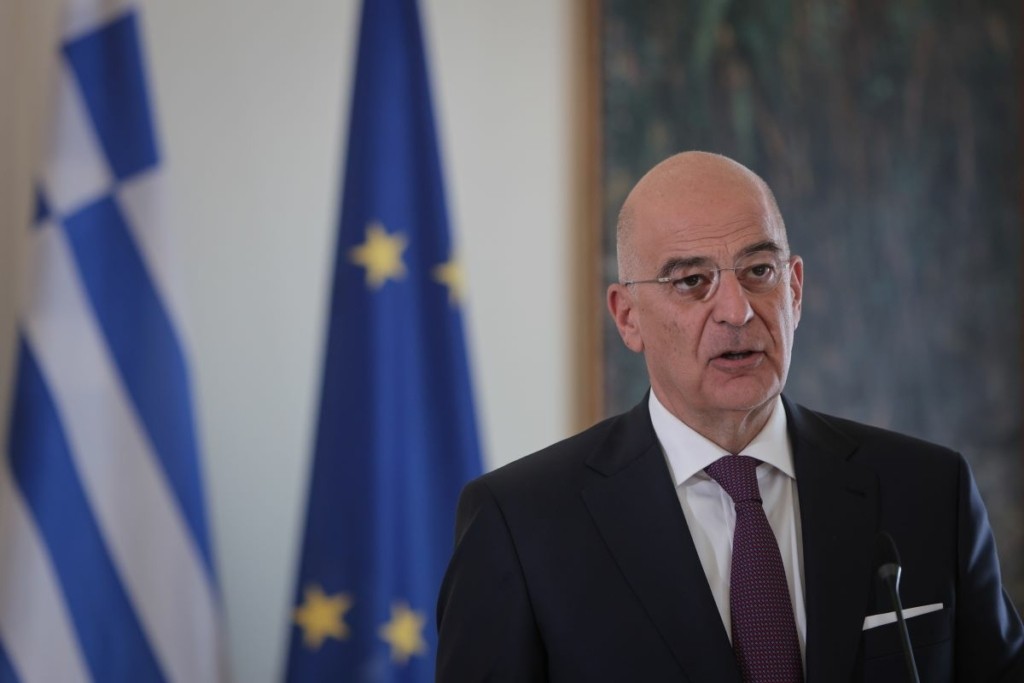 Ευχές από Δένδια και τον αρχηγό του Λιμενικού για τον Άγιο Νικόλαο