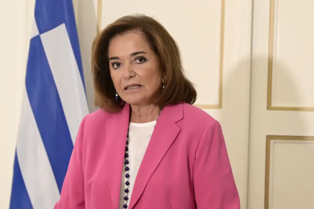 Ντόρα Μπακογιάννη: Καμία σχέση με τον 45χρονο που προκάλεσε το τροχαίο δυστύχημα στα Χανιά