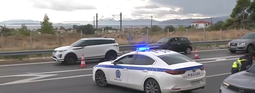 Αποκαθίστανται τα προβλήματα στην Αθηνών – Κορίνθου – Δόθηκαν στην κυκλοφορία η δεξιά λωρίδα και η ΛΕΑ
