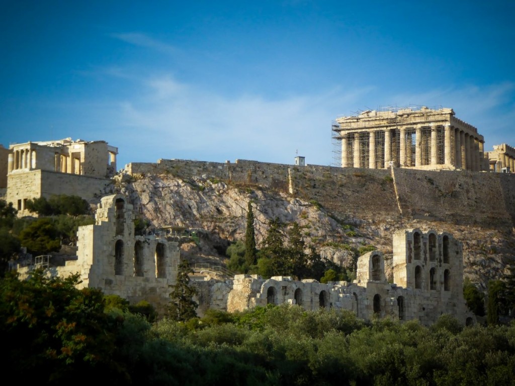 Ιστορική απόφαση – Ο πάπας Φραγκίσκος δωρίζει στην Ελλάδα θραύσματα του Παρθενώνα που βρίσκονταν στο Βατικανό
