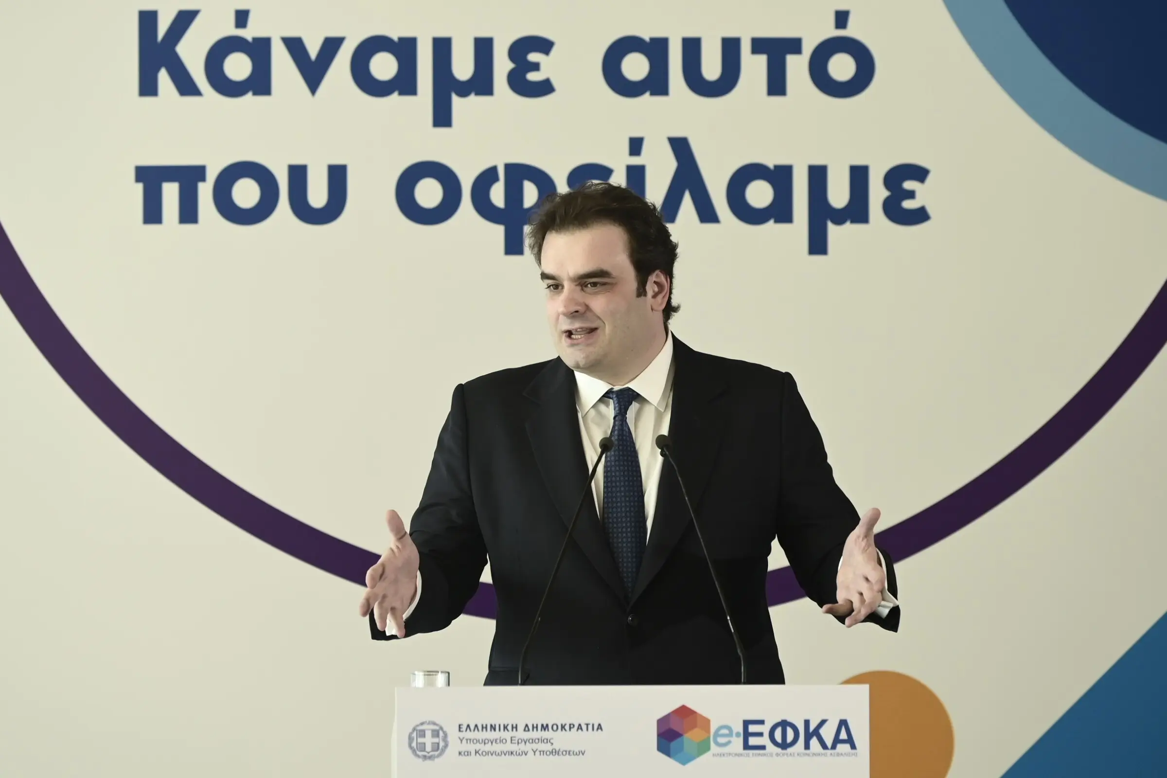 Πιερρακάκης : Ρεκόρ με περισσότερες από τρία εκατομμύρια φορολογικές δηλώσεις μέχρι τον Απρίλη