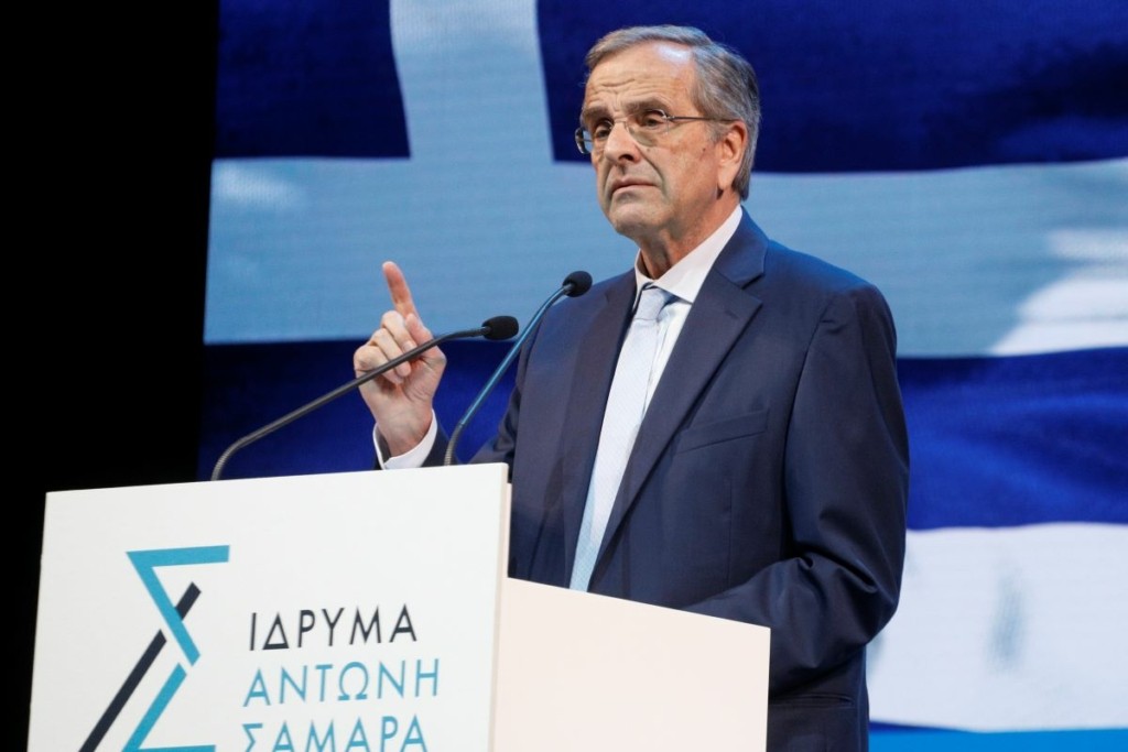 Ενωτικό μήνυμα Σαμαρά με “μπηχτή” για τις υποκλοπές – “Αν ισχύει πρόκειται αναμφίβολα για εκτροπή” (vids)