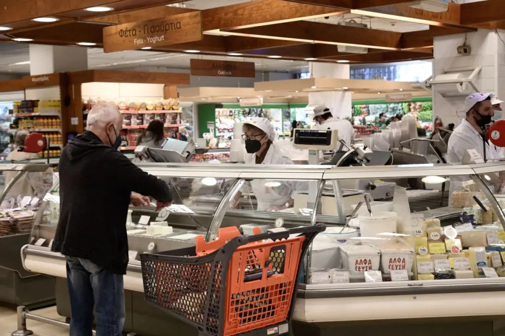 Ασταμάτητες οι αιτήσεις για το Market Pass – Πόσες αιτήσεις έχουν εγκριθεί και πόσες απορρίφθηκαν