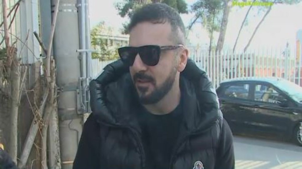Ο Τριαντάφυλλος “ρίχνει τα βέλη του” στην Acun Medya- “Είναι στο χέρι της αν θέλει τηλεθέαση πάνω από 60%” (vid)