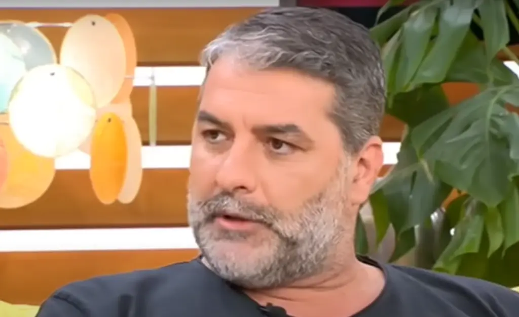 Αυτό το ποσό θα πληρώσει ο Βασίλης Μπισμπίκης για το τσιγάρο στο μαγαζί που εμφανίζεται η Βανδή (vid)