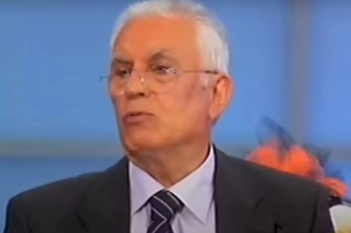 Δύσκολες ώρες για τον Νίκο Ξανθόπουλο – Στη ΜΕΘ ο σταρ του ελληνικού κινηματογράφου