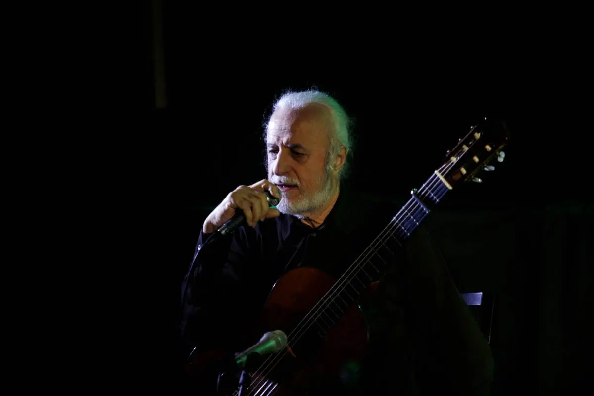 Η μοιραία πτώση που κόστισε τη ζωή στο Νότη Μαυρουδή – Πού θα γίνει η πολιτική κηδεία του