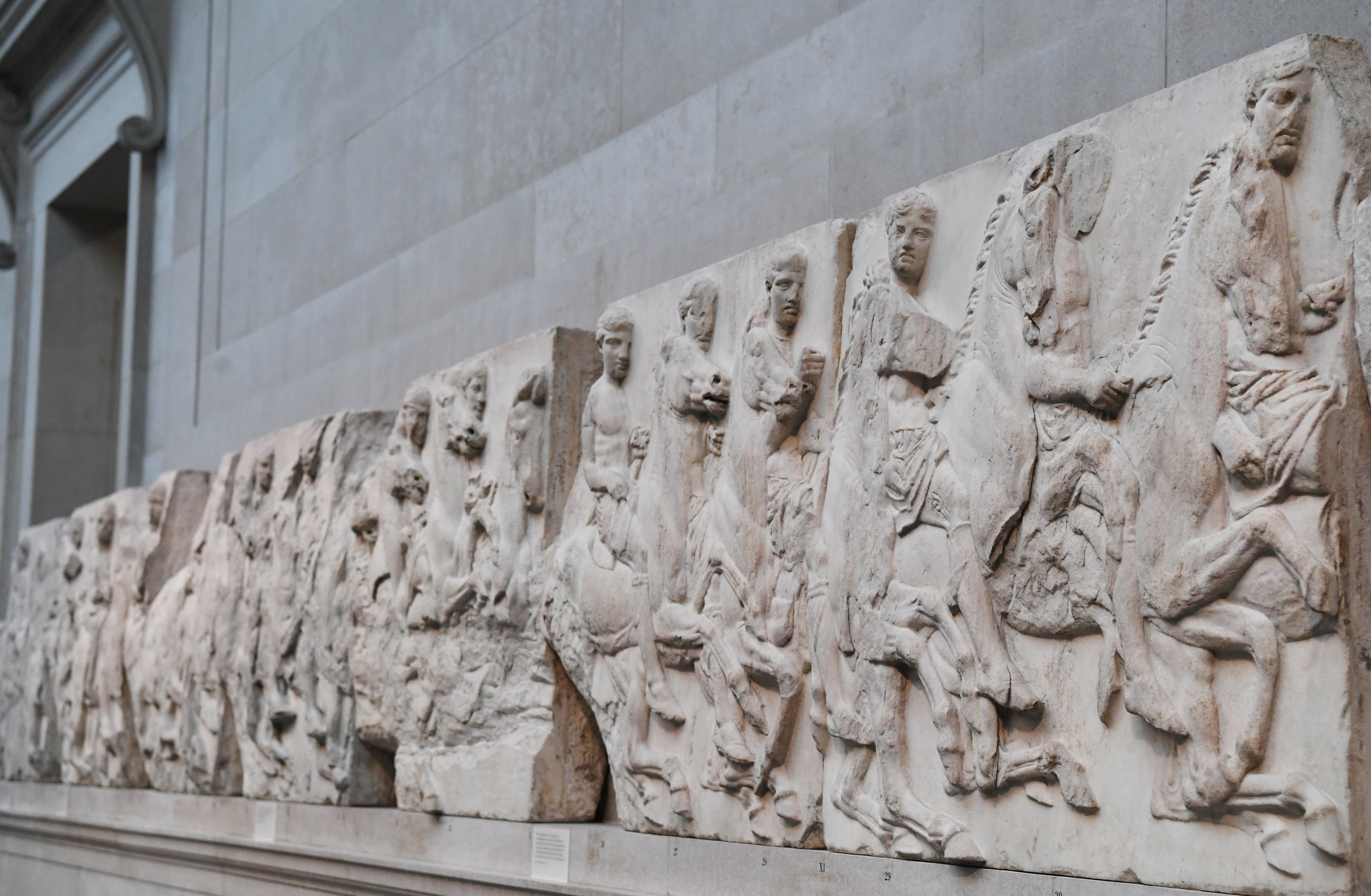 Πληθαίνουν τα δημοσιεύματα για επιστροφή των Γλυπτών του Παρθενώνα – “Η συμφωνία έχει καταρτιστεί”