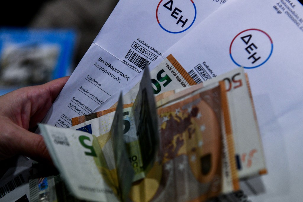 “Αναδρομική επιδότηση στο ρεύμα 1.250.000 εμπορικών καταναλωτών, αρτοποιών και αγροτών” ανακοίνωσε ο Σκρέκας
