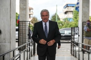 Αβραμόπουλος για Qatargate: «Δεν υπήρξε καμία εμπλοκή μου σε οτιδήποτε επιλήψιμο – Το ζήτημα έχει κλείσει εδώ και τρία χρόνια»
