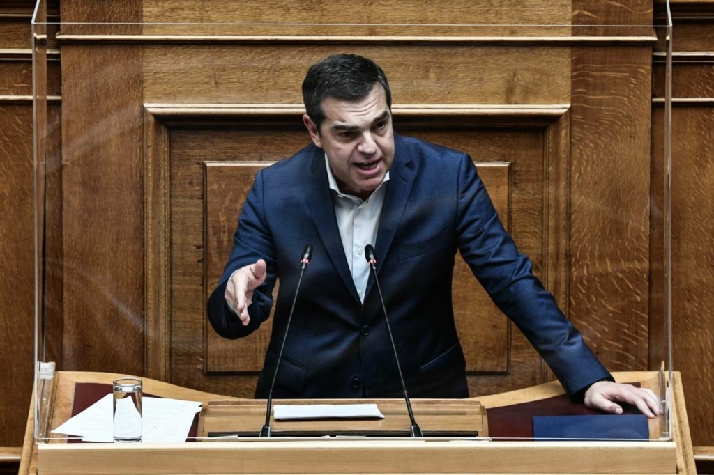 Σφοδρή επίθεση Τσίπρα σε Μητσοτάκη – “Γιατί δε θέλει να κάτσουμε σε ένα τραπέζι οι δυο μας;” – Τι είπε για το κόμμα Κασιδιάρη (vid)