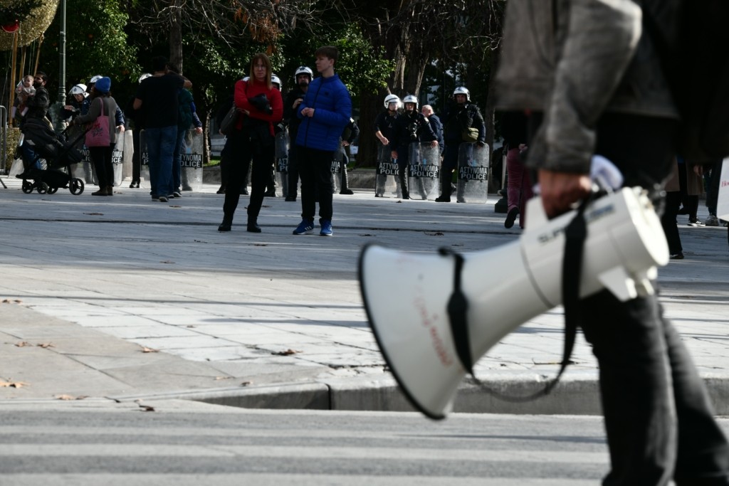 Πανελλαδική 24ωρη απεργία την Τρίτη (17/1) στους δήμους όλης της χώρας από την ΠΟΕ-ΟΤΑ