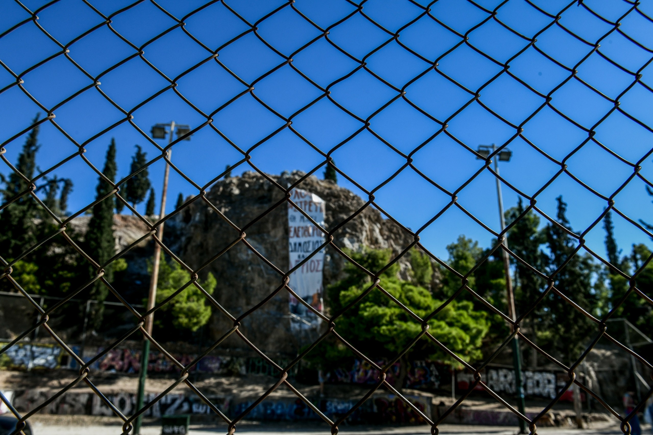 Νέα ένταση στον Λόφο του Στρέφη – Απαγόρευσαν την είσοδο σε τοπογράφους