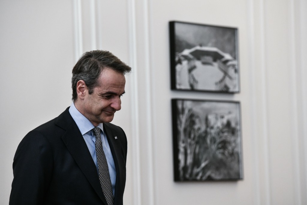 Επέστρεψε στην αγαπημένη του συνήθεια ο Κυριάκος Μητσοτάκης και ο φόβος μην χάσει followers