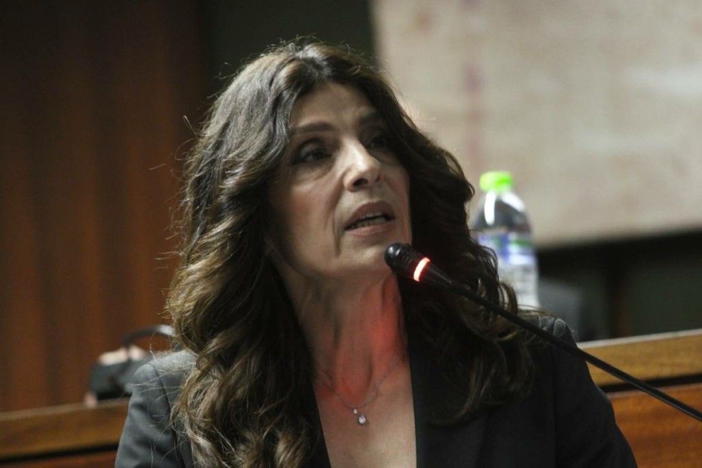Τι θα απαντούσε η Τσαπανίδου σε μια πιθανή πρόταση από τον Μητσοτάκη