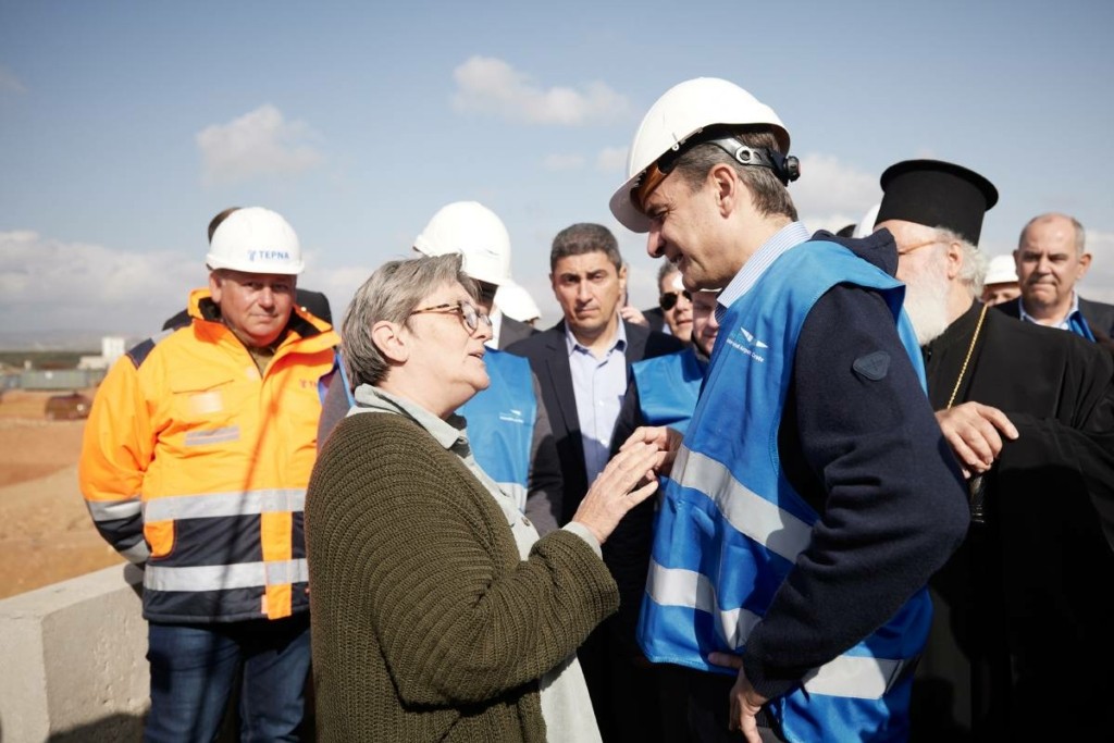 Μητσοτάκης από Καστέλι – “Η Κρήτη αποκτά επιτέλους αεροδρόμιο αντάξιό της”