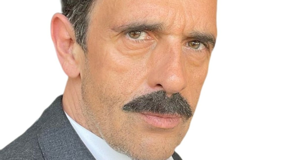 Λεωνίδας Κακούρης – Το βιογραφικό, η ηλικία, η καταγωγή, οι 2 γάμοι, η σύζυγός του Αλίκη, τα παιδιά και ο ρόλος στη “Λάμψη”