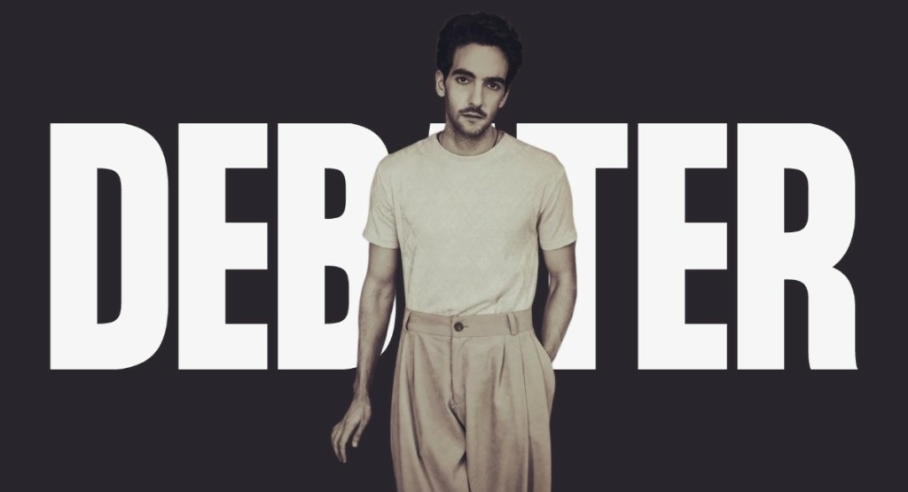 Ο Μιχάλης Πανάδης στο DEBATER – Οι κακοποιητικές συμπεριφορές στο θέατρο, το σχόλιο για Φιλιππίδη και το απόλυτο spoiler για τον “Πασχάλη”