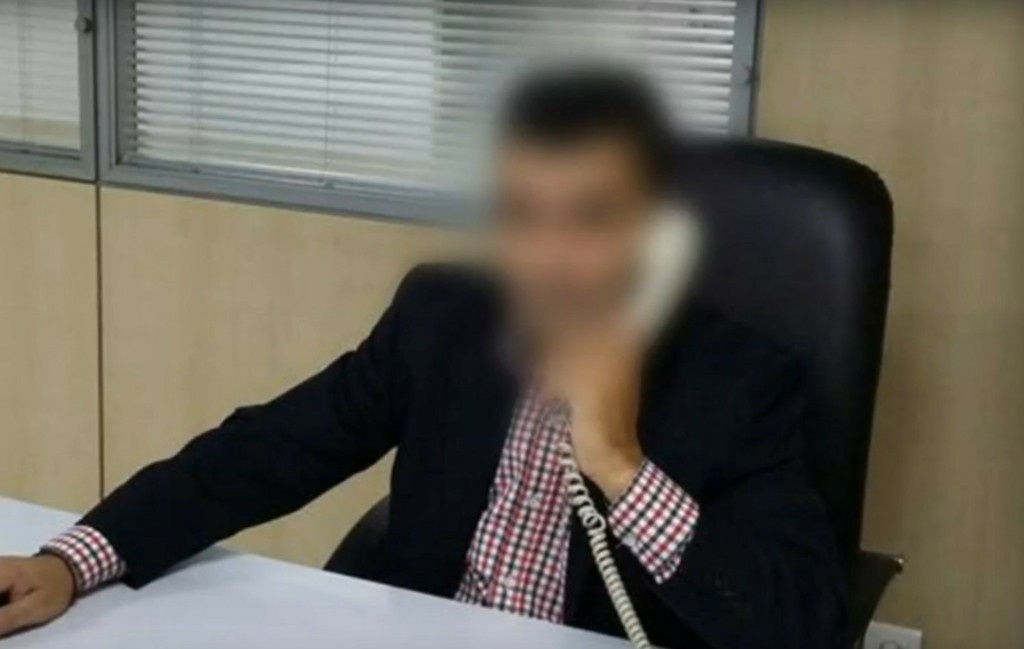 Βίντεο – ντοκουμέντο από το σπίτι του 50χρονου στο Μοσχάτο – “Είμαι αποφασισμένη να σε σκοτώσω” (vids)