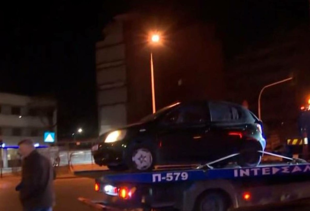Σοβαρό τροχαίο στη Θεσσαλονίκη με τρεις τραυματίες – Το ένα ΙΧ ήταν κλεμμένο (vids)