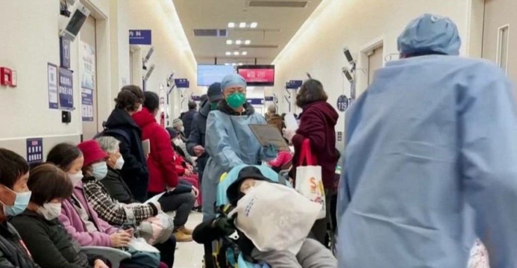 Η επέλαση του κορονοϊού στην Κίνα φέρνει μέτρα στις πύλες εισόδου της ΕΕ – Με αντίμετρα απειλεί το Πεκίνο