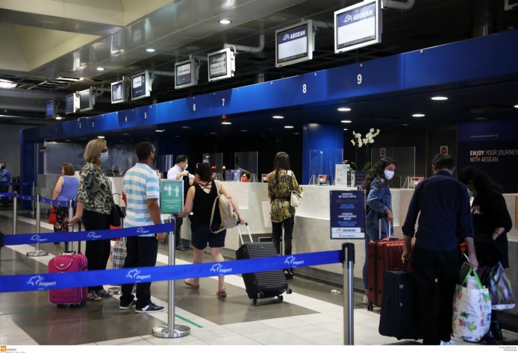 Αυτά είναι τα μέτρα που ανακοίνωσε ο ΕΟΔΥ για τους ταξιδιώτες από την Κίνα – Υποχρεωτικό αρνητικό τεστ και χρήση μάσκας