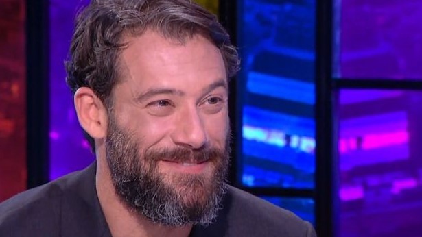 Ο Αντίνοος Αλμπάνης έκανε αποκαλύψεις “φωτιά” για την προσωπική του ζωή (vid)