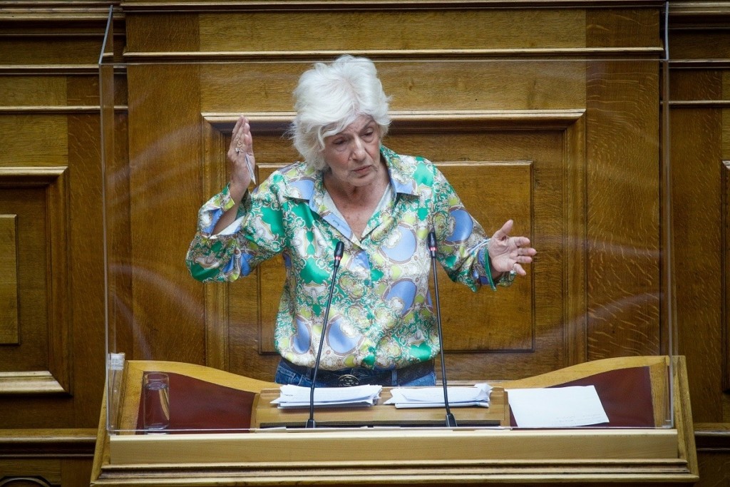 Επίθεση Αναγνωστοπούλου για τα Γλυπτά Παρθενώνα – “Οι πολιτιστικοί θησαυροί δεν είναι τσιφλίκι Μητσοτάκη – Μενδώνη”