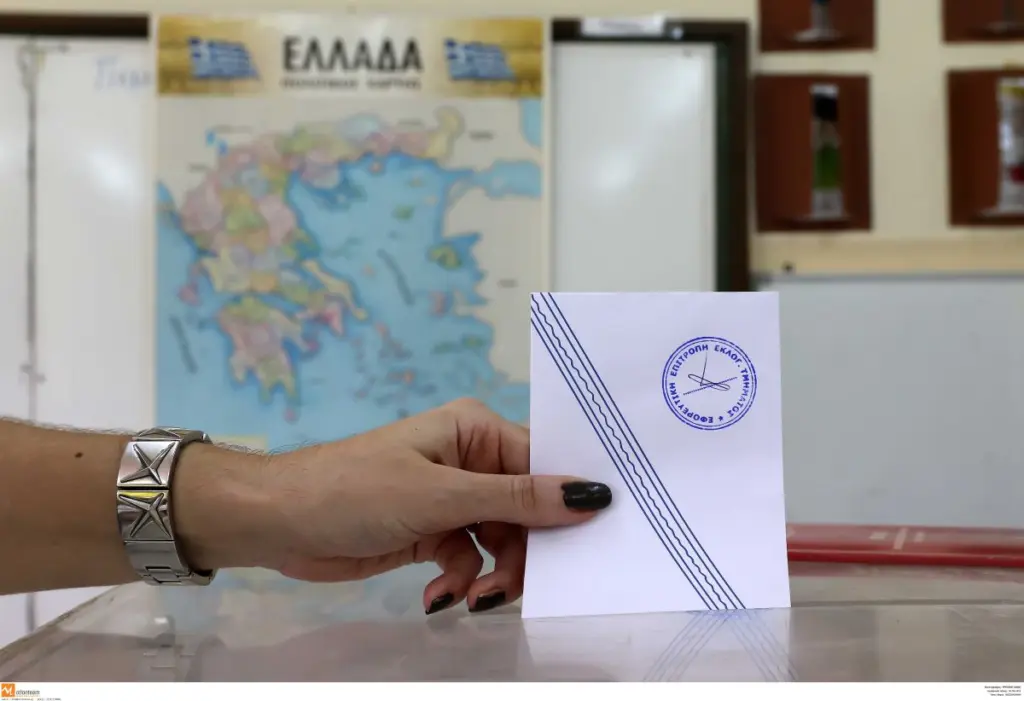“Ψήφο εμπιστοσύνης” στον Μητσοτάκη και ενίσχυση της τάσης για αυτοδυναμία δίνουν οι πολίτες – Τι δείχνει η πρώτη μεγάλη δημοσκόπηση για το 2023 (vid)