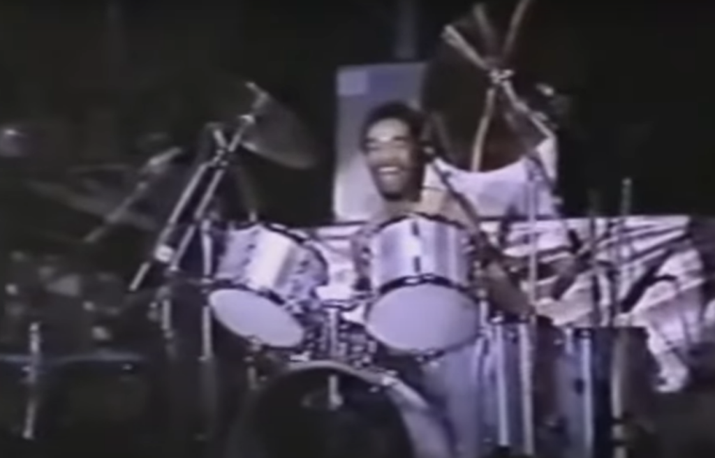 Πέθανε ο ντράμερ των Earth Wind and Fire, Φρεντ Ουάιτ, στα 67 του – Το ανακοίνωσε ο αδελφός του (pic&vid)
