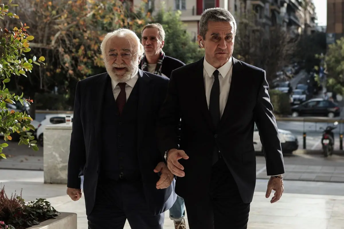 Στη διάθεση του Ειδικού Δικαστηρίου το κινητό του Καλογρίτσα – Τι δήλωσε ο Λοβέρδος