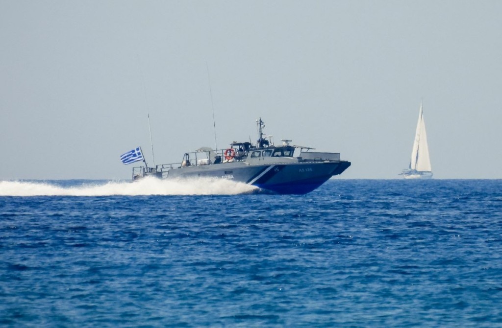 Κως: Φορτηγό πλοίο προσάραξε σε αβαθή στην Αμμόγλωσα