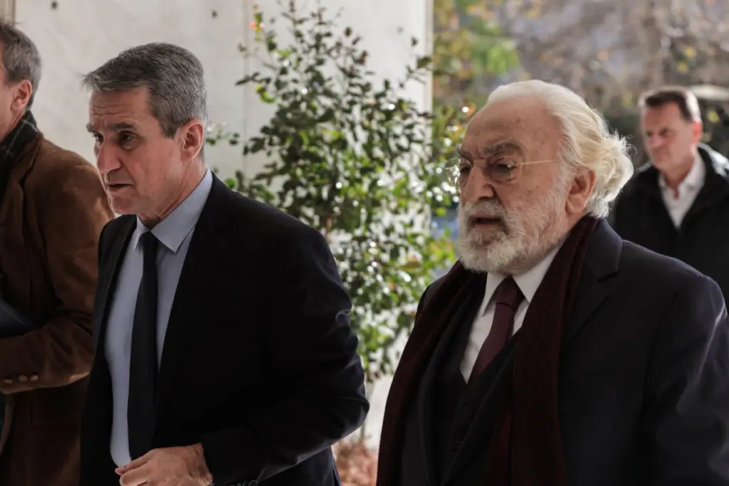 Ημερολόγιο “φωτιά” κατατέθηκε στη δίκη Παππά – Καλογρίτσα – Οι συναντήσεις τους και ο ρόλος του Αρτεμίου