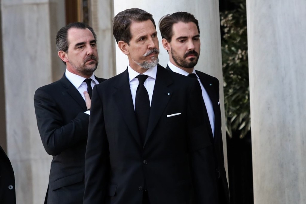 Τι είπε ο Παύλος Γλύξμπουργκ στους δημοσιογράφους – Του είπαν “συλλυπητήρια” (vid)