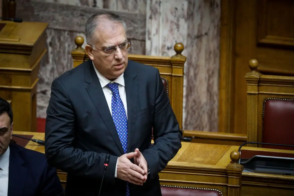 Τάκης Θεοδωρικάκος: “Ο ΣΥΡΙΖΑ αναπαράγει ψέματα και αθλιότητες – Υπέβαλα μήνυση”