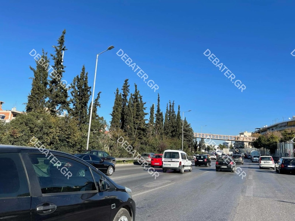 Το πρώτο μποτιλιάρισμα του 2023 – “Πηγμένη” η άνοδος του Κηφισού (pics)