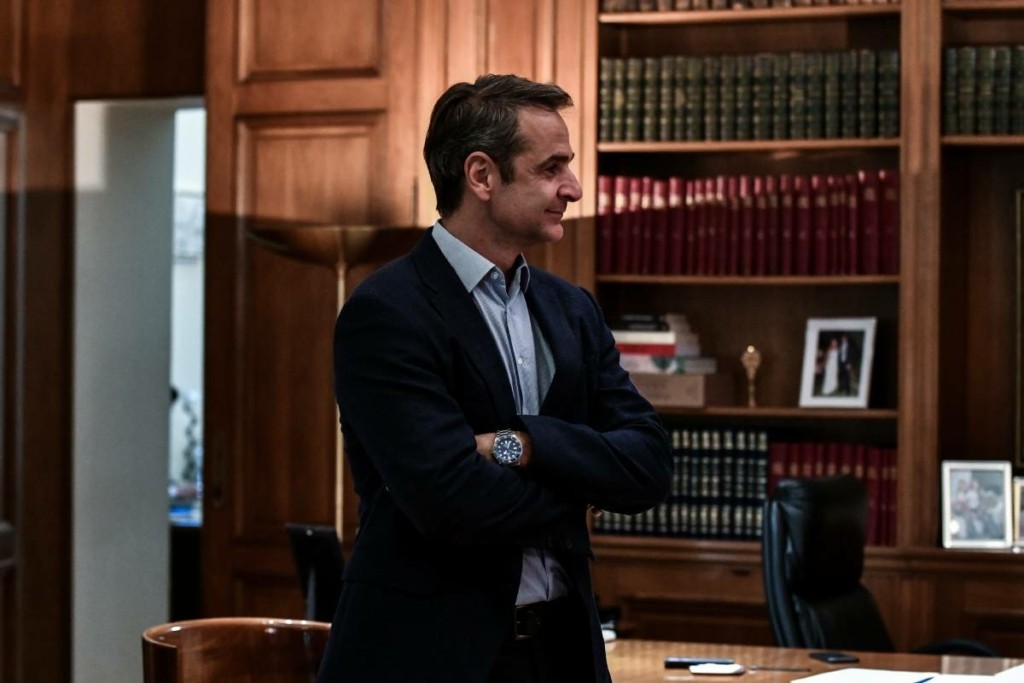 Κυβερνητικές πηγές: “Ο πρωθυπουργός  συνεχάρη τον Ανδρουλάκη – Του εξέφρασε την επιθυμία για μια συνάντηση”