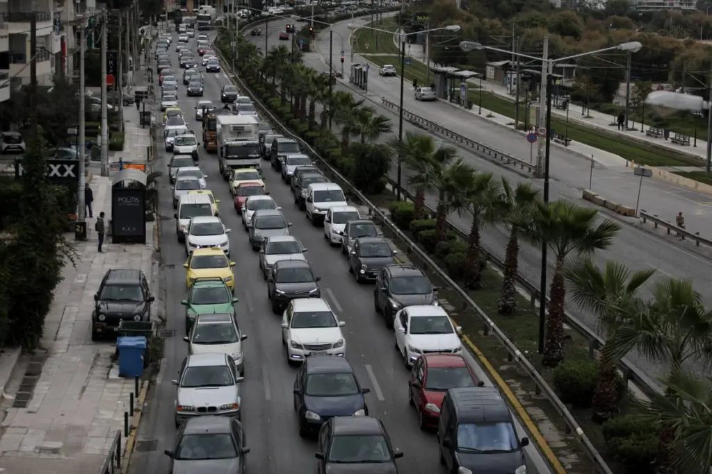 Λεωφόρος Ποσειδώνος: Προσωρινές κυκλοφοριακές ρυθμίσεις λόγω εργασιών την Δευτέρα 24/11