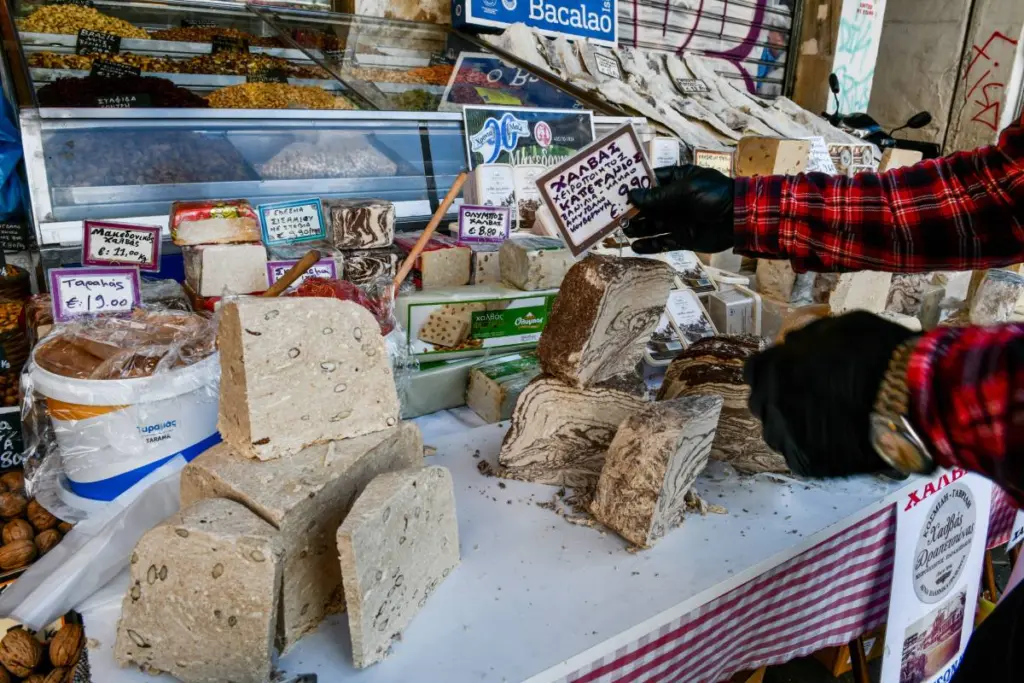 Πότε θα ανακοινωθεί το “καλάθι της Σαρακοστής” – Ποια προϊόντα θα περιέχει