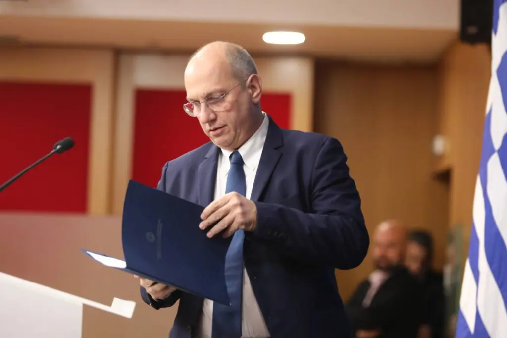 Επισκέπτεται τον Μπελέρη στις φυλακές Δυρραχίου ο Οικονόμου