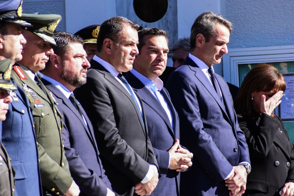 Στην κηδεία του κυβερνήτη του Phantom στη Δράμα η Πρόεδρος της Δημοκρατίας και ο πρωθυπουργός