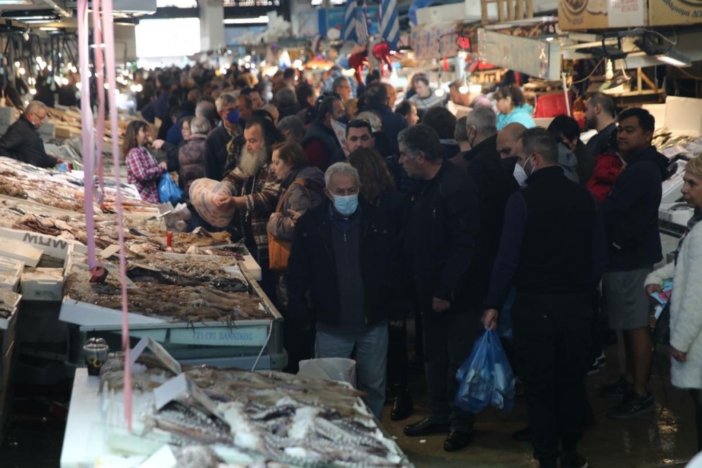 Πώς λειτουργεί η αγορά για τα σαρακοστιανά της Καθαράς Δευτέρας – Το ωράριο στη Βαρβάκειο
