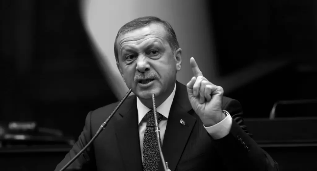 Επίθεση Ερντογάν σε Μπάιντεν – Τον κατηγορεί ότι έδωσε εντολή να τον “ρίξουν”