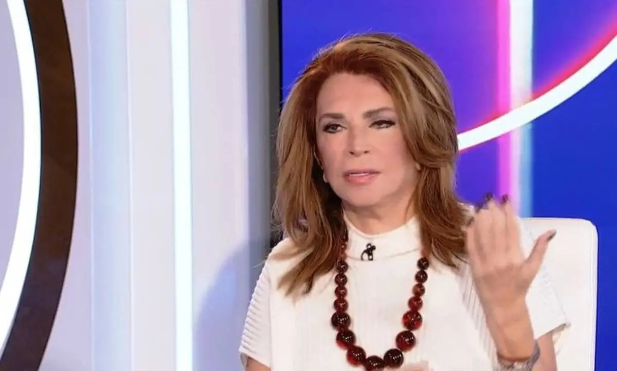 Ντενίση για τα Γλυπτά του Παρθενώνα: «Η γυναίκα του Έλγιν ήθελε όλο το Ναό για τον κήπο του»