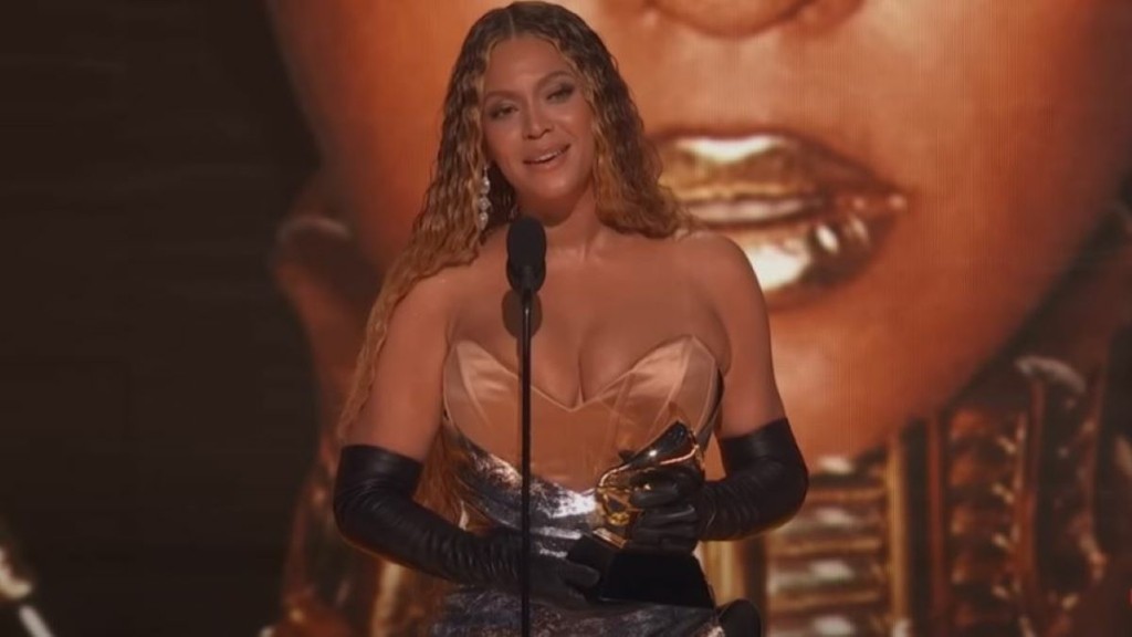Έγραψε ιστορία στα Grammy η Beyonce – Κατέκτησε το 32ο βραβείο της (pics&vid)
