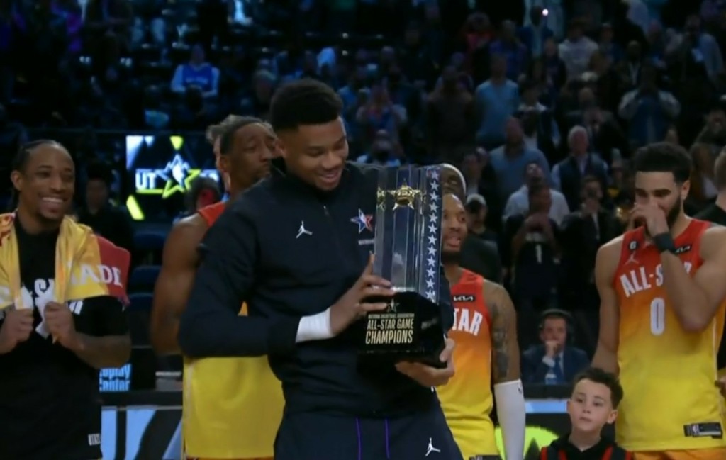 NBA All Star Game – Νίκη της Team Giannis στην βραδιά των ρεκόρ – Στον πάγκο ο Αντετοκούνμπο