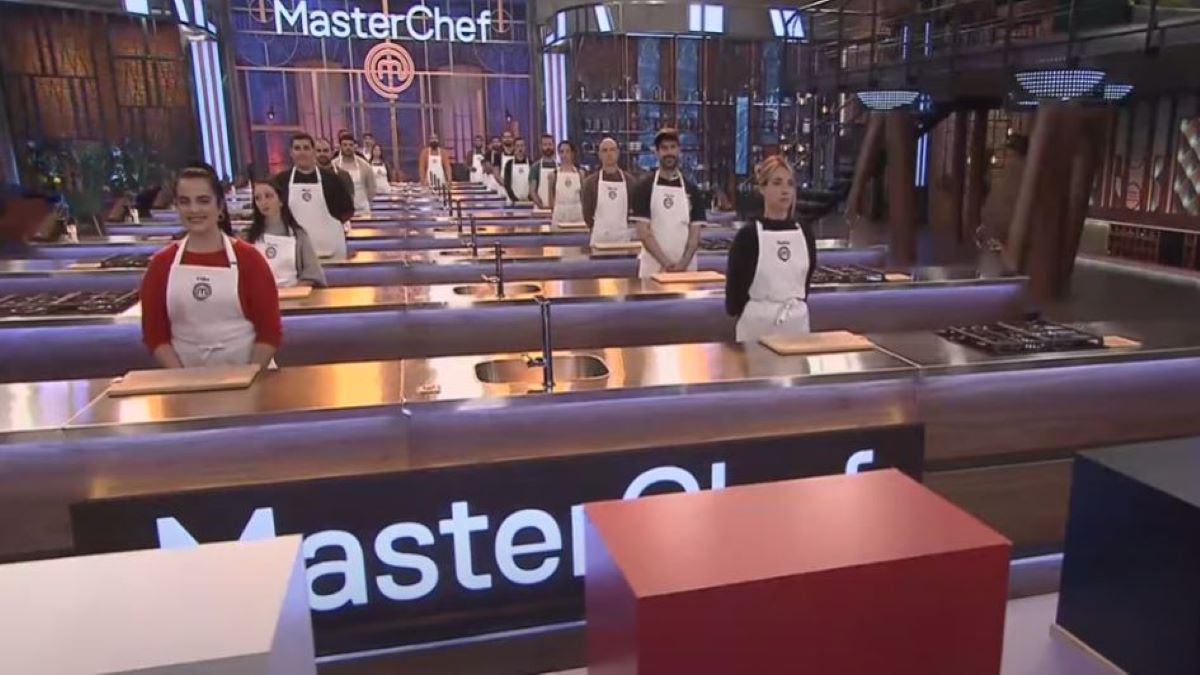 MasterChef 2023 Το Mystery Box φέρνει εκπλήξεις και εντάσεις Debater