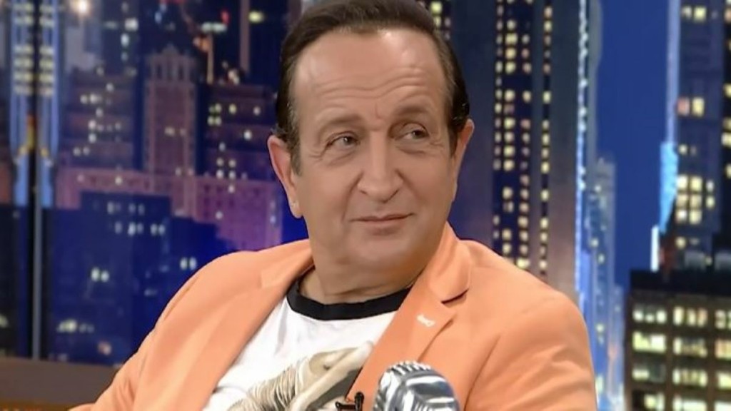 Σπύρος Μπιμπίλας – Το βιογραφικό, η ηλικία, η απώλεια του πατέρα του, η καριέρα και ο λόγος που δεν έκανε παιδιά
